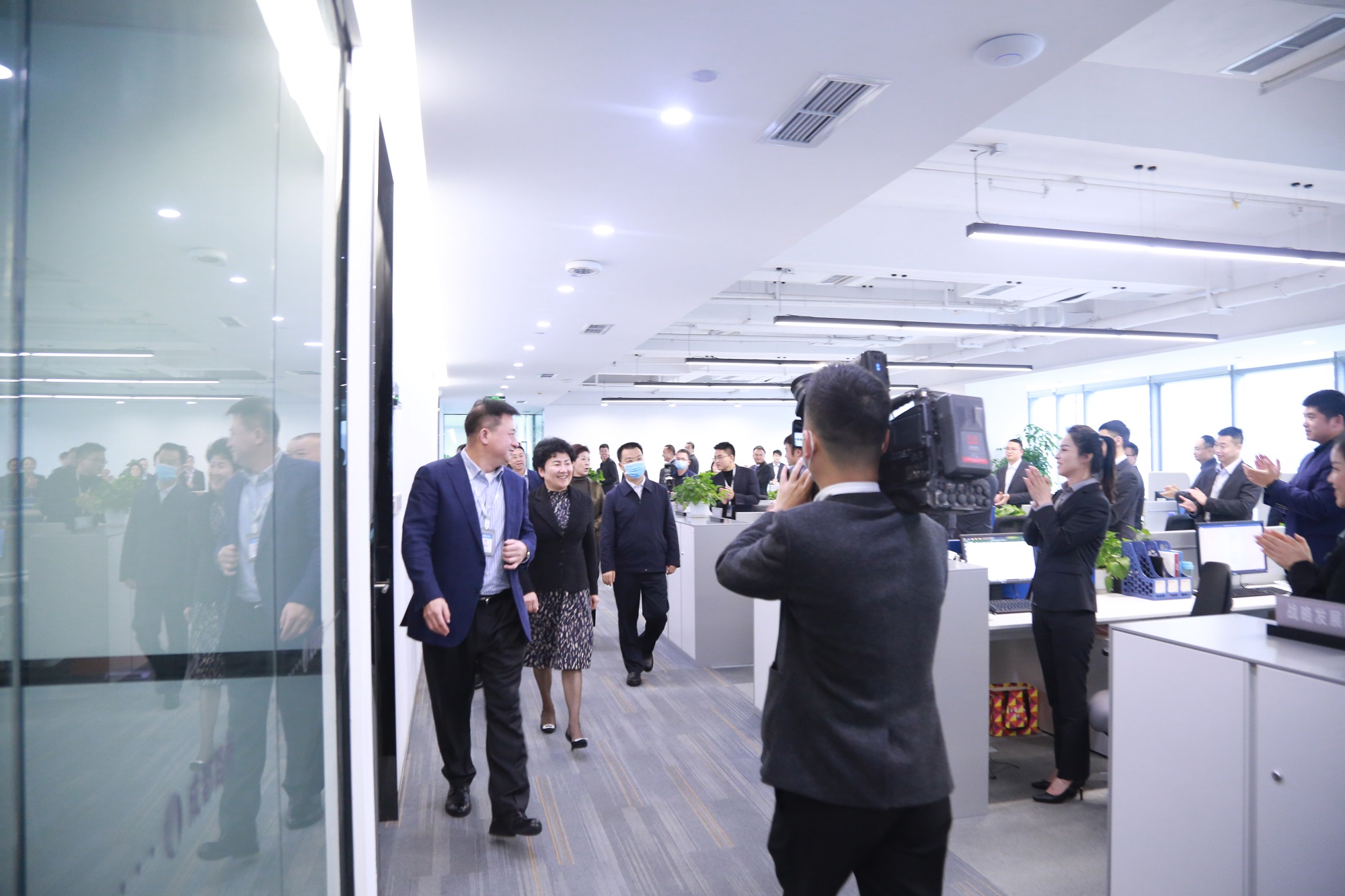 省人大常委會副主任、達州市委書記包惠蒞臨公司視察指導(dǎo)