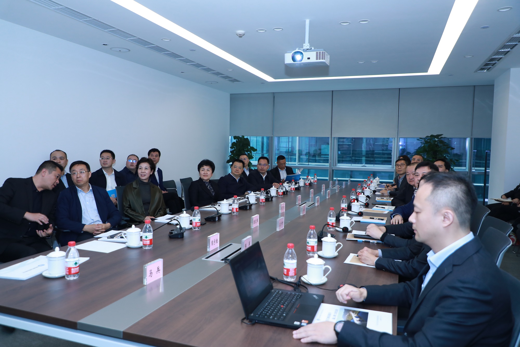 省人大常委會副主任、達州市委書記包惠蒞臨公司視察指導(dǎo)